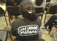 Joven educación y compromiso