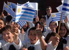 niños escuela publica